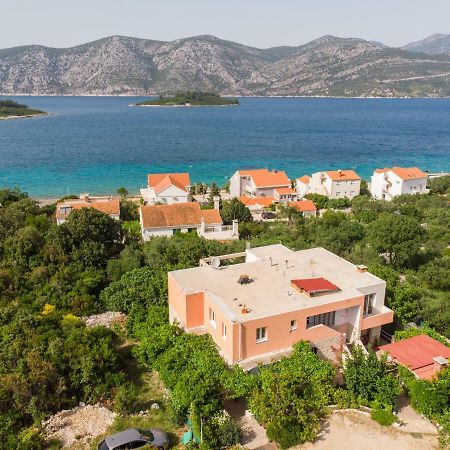 Apartment Slavka Račišće Exteriör bild