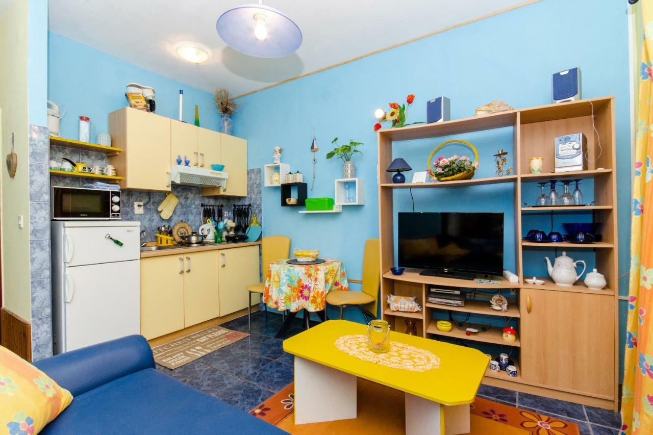 Apartment Slavka Račišće Exteriör bild