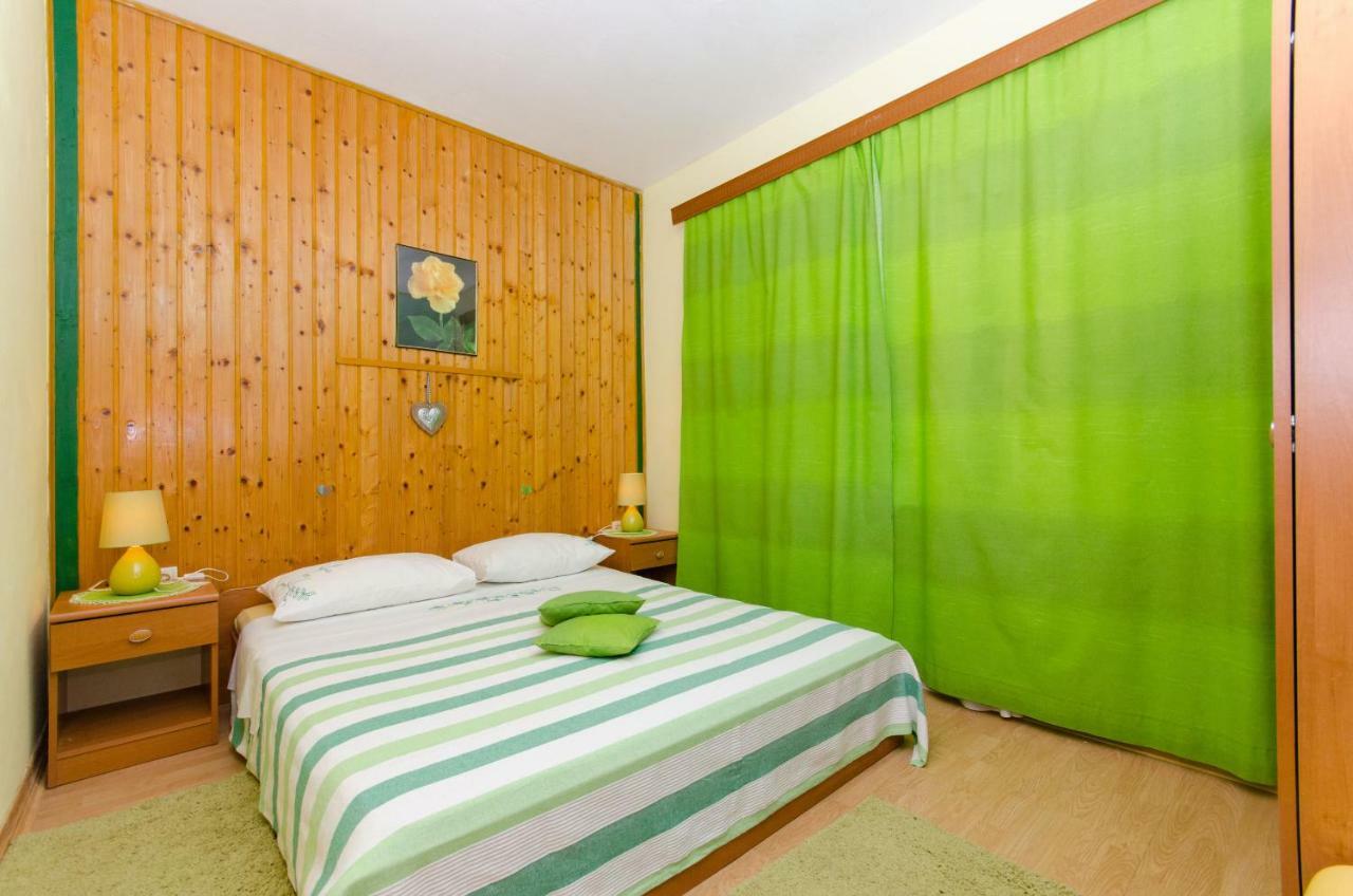 Apartment Slavka Račišće Exteriör bild