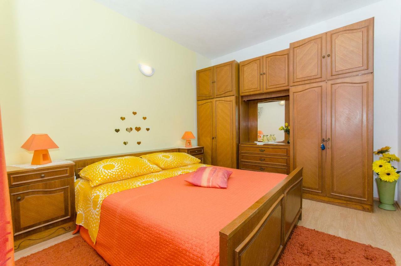 Apartment Slavka Račišće Exteriör bild