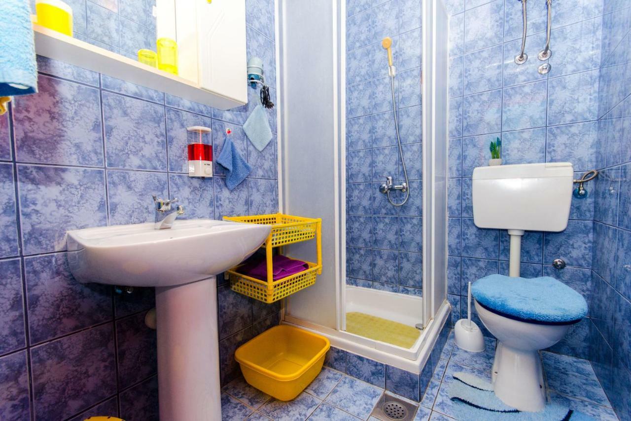 Apartment Slavka Račišće Exteriör bild